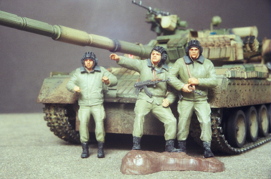 modern russian tank crew uniform